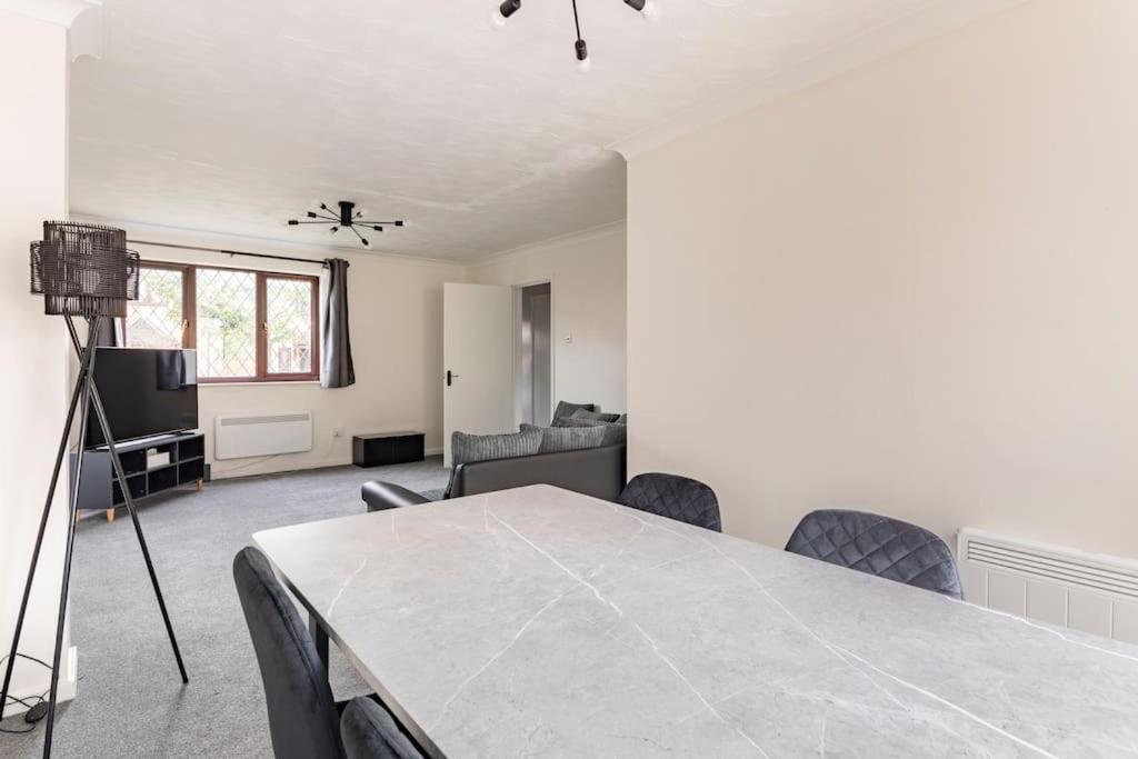House On Cul De Sac Apartment Lakenheath Luaran gambar
