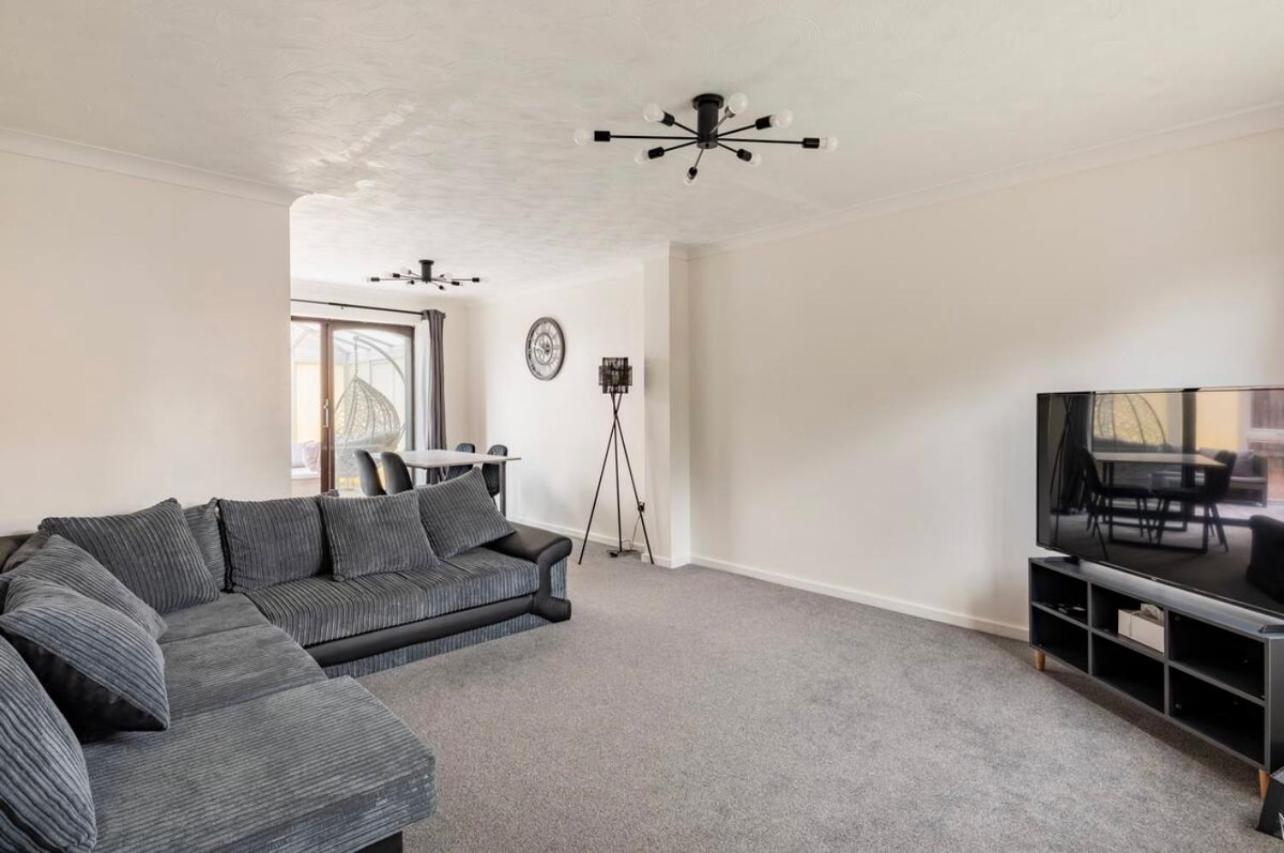 House On Cul De Sac Apartment Lakenheath Luaran gambar